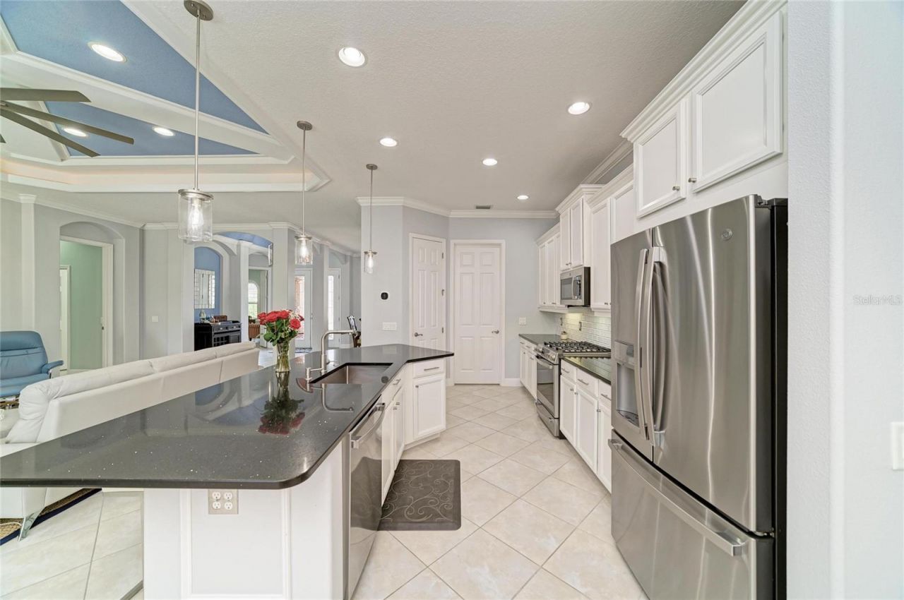 545 Mast Drive, Bradenton, FL 34208 Photo