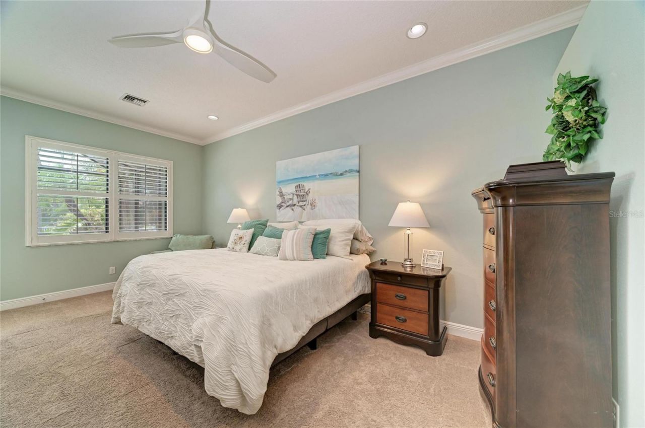 545 Mast Drive, Bradenton, FL 34208 Photo