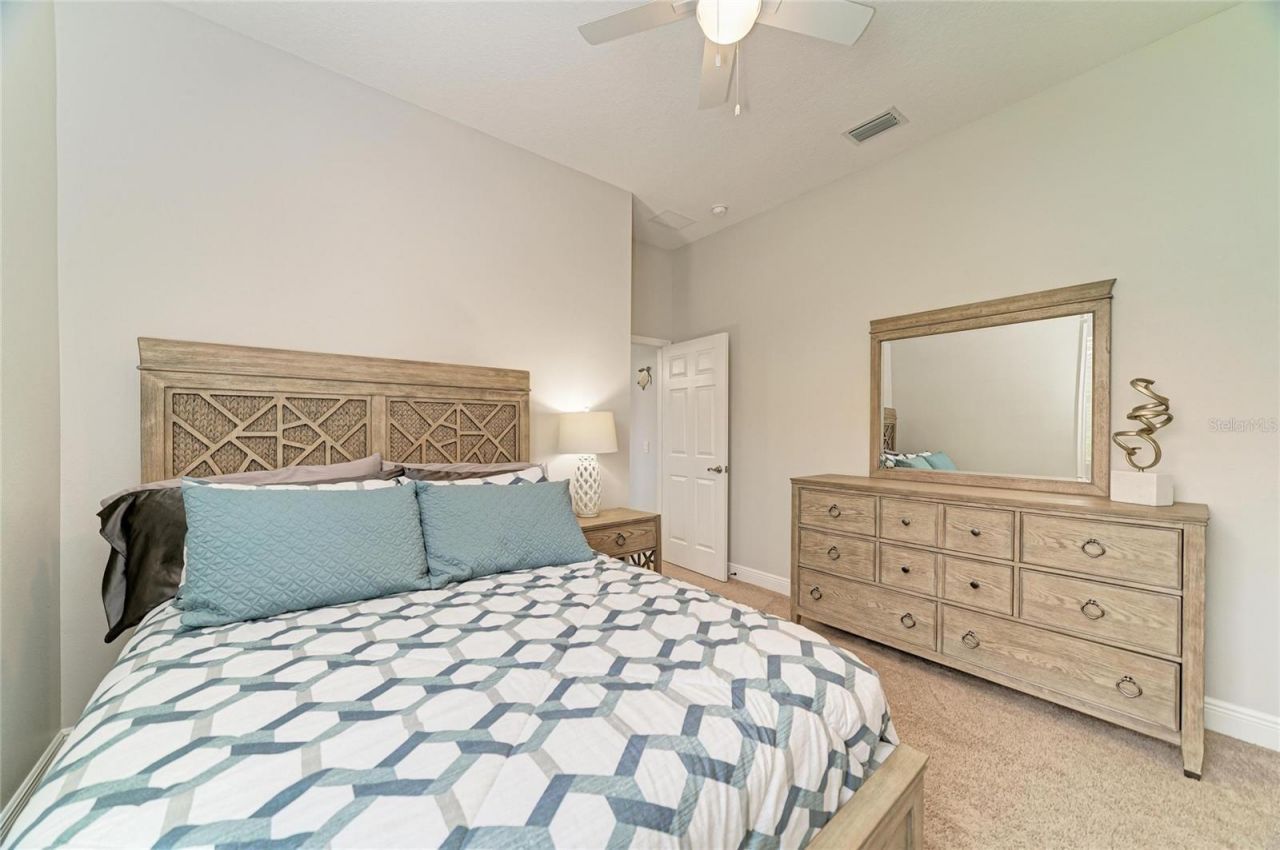 545 Mast Drive, Bradenton, FL 34208 Photo