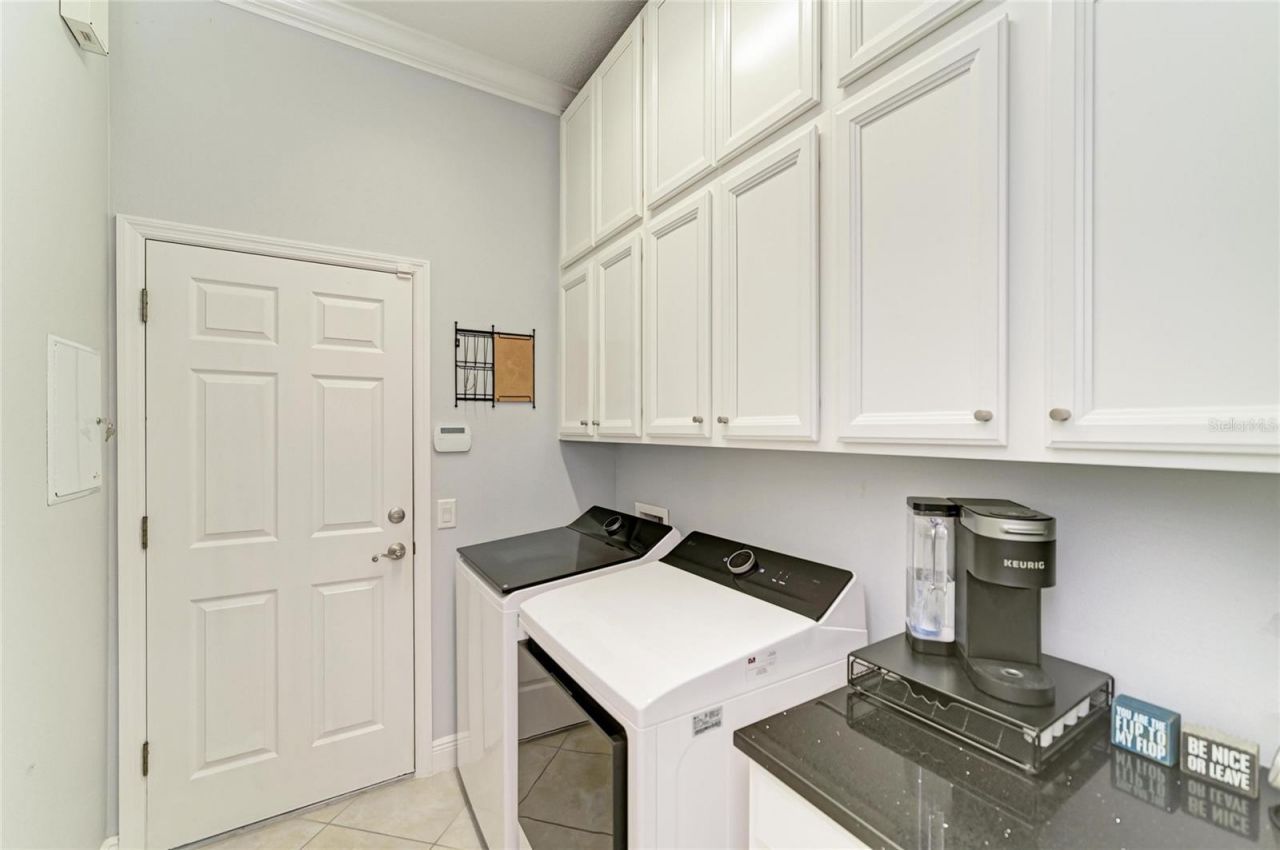 545 Mast Drive, Bradenton, FL 34208 Photo