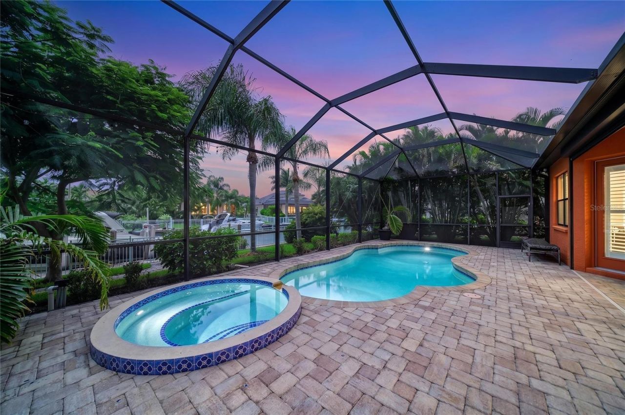 545 Mast Drive, Bradenton, FL 34208 Photo