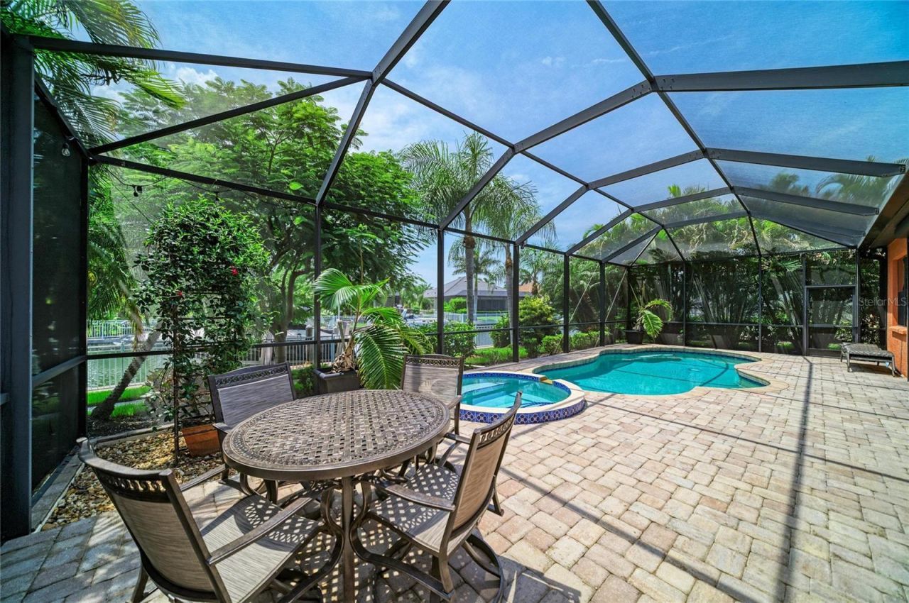 545 Mast Drive, Bradenton, FL 34208 Photo