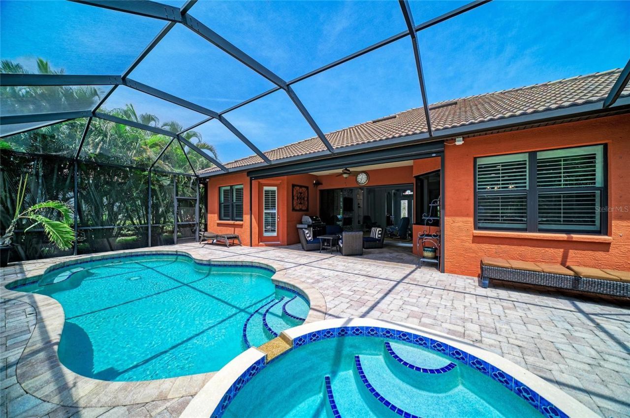 545 Mast Drive, Bradenton, FL 34208 Photo