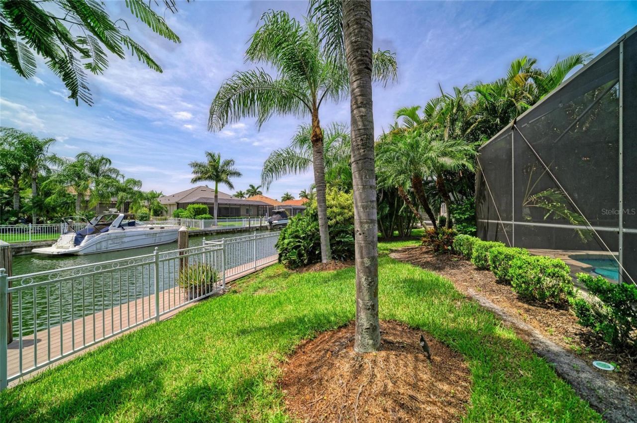 545 Mast Drive, Bradenton, FL 34208 Photo