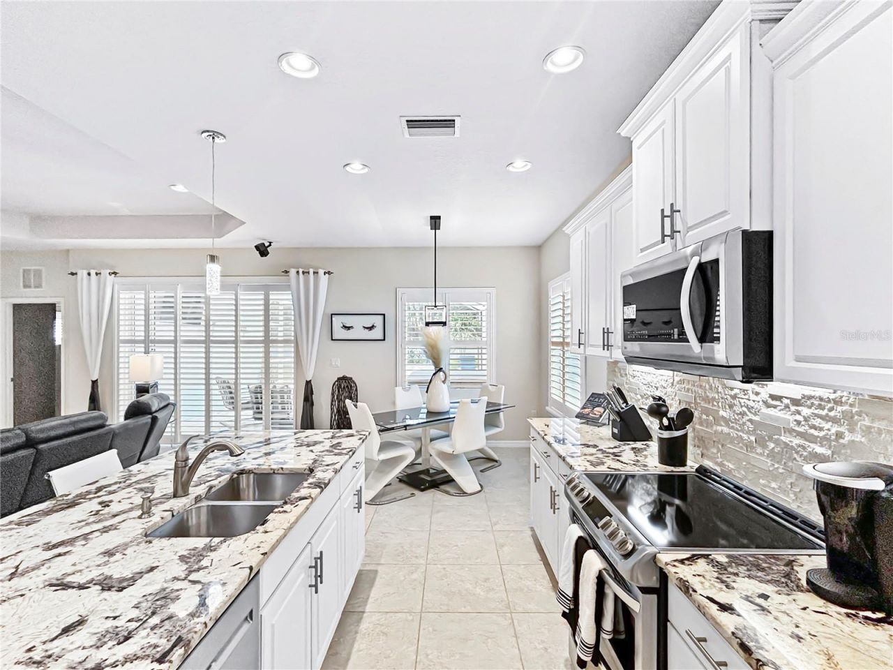4548 29th Avenue Circle E, Palmetto, FL 34221 Photo
