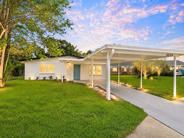 4504 ASHMORE DRIVE , TAMPA, FL 33610