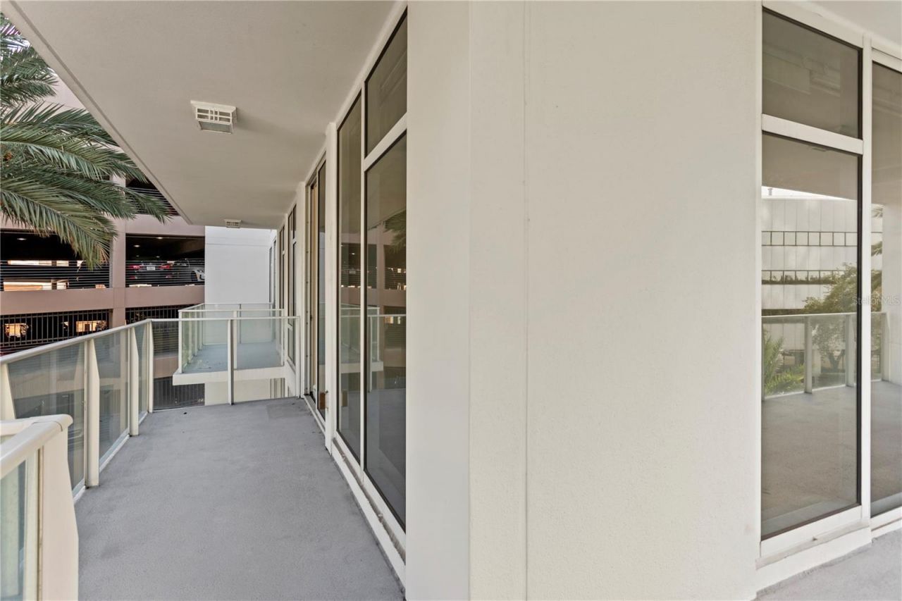 175 1st Street S, Unit 303, Saint Petersburg, FL 33701 Photo