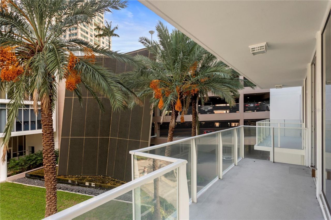 175 1st Street S, Unit 303, Saint Petersburg, FL 33701 Photo