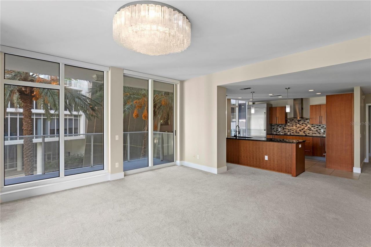 175 1st Street S, Unit 303, Saint Petersburg, FL 33701 Photo