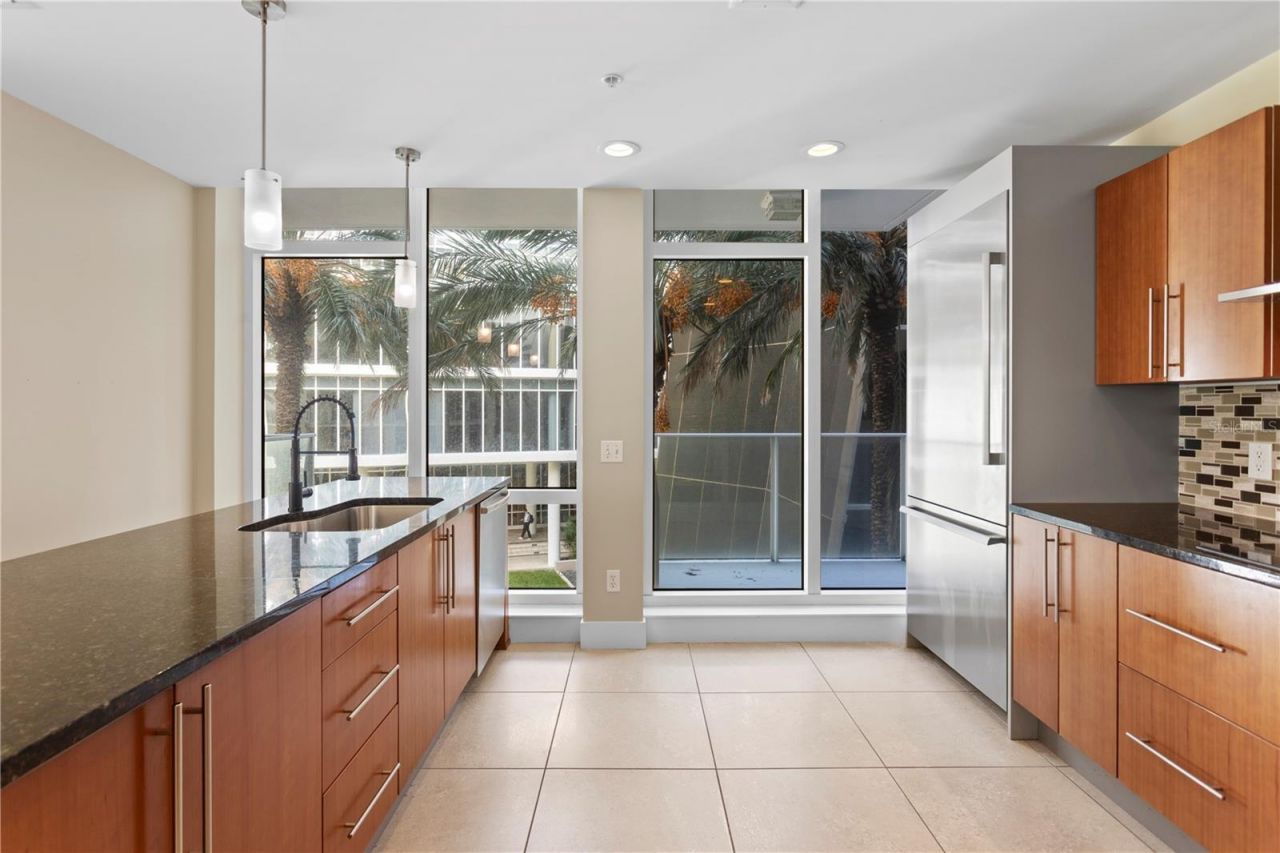 175 1st Street S, Unit 303, Saint Petersburg, FL 33701 Photo