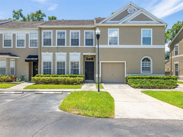 4310 FINCASTLE COURT , TAMPA, FL 33624