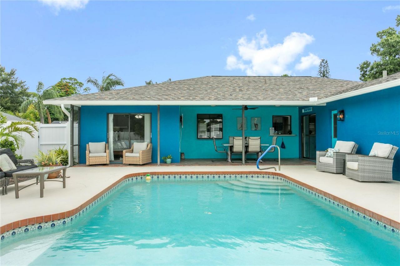 914 Plum Tree Lane, Sarasota, FL 34243 Photo