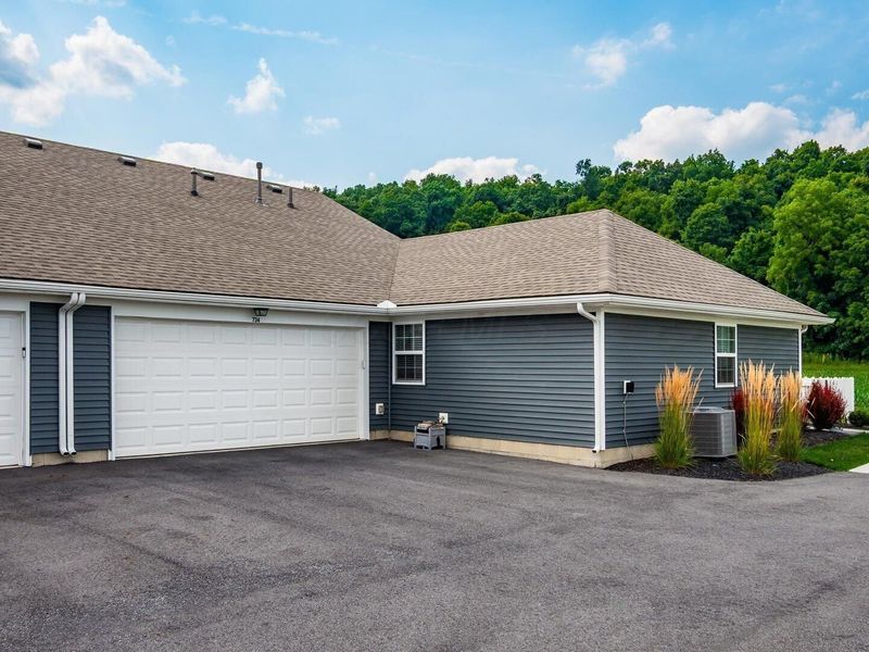 734 Whitetail Loop , Newark, OH 43055 Photo 4