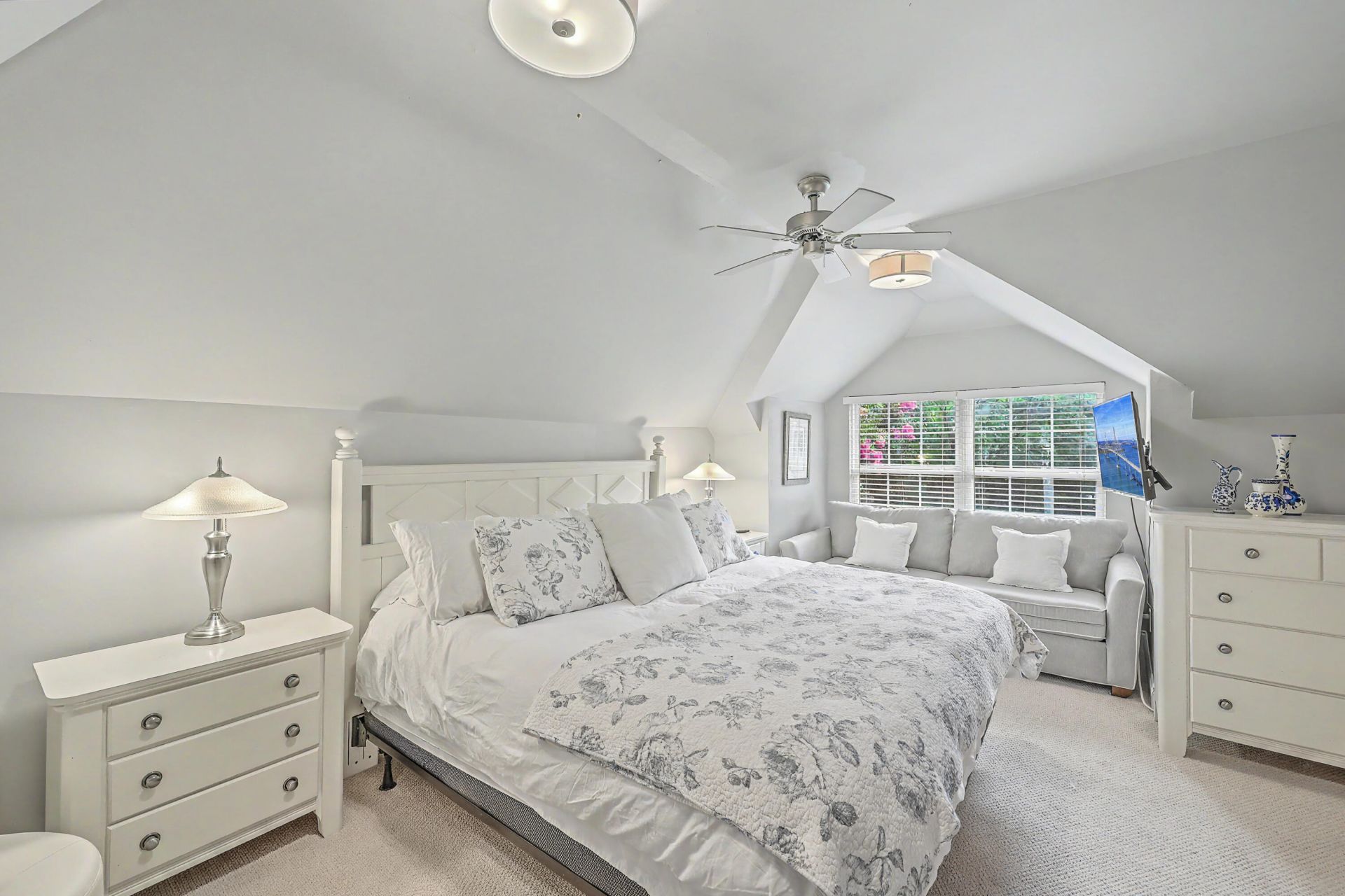 4424 Wild Thicket Lane Photo 35