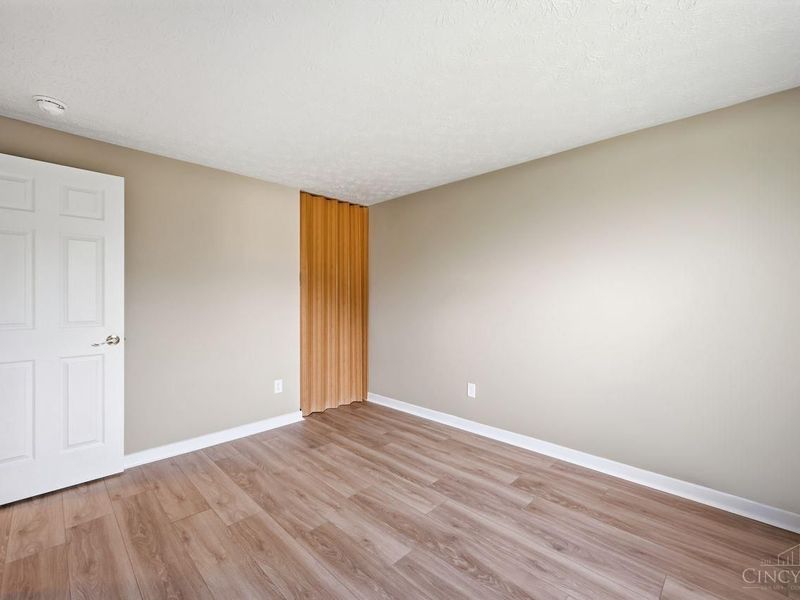 3419 Springdale Road, Cincinnati, OH 45251 Photo 18