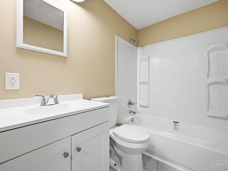 3419 Springdale Road, Cincinnati, OH 45251 Photo 21