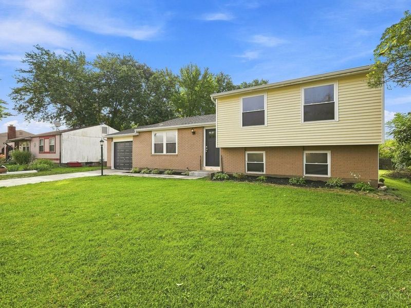 3419 Springdale Road, Cincinnati, OH 45251 Photo 3