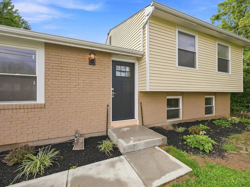 3419 Springdale Road, Cincinnati, OH 45251 Photo 4