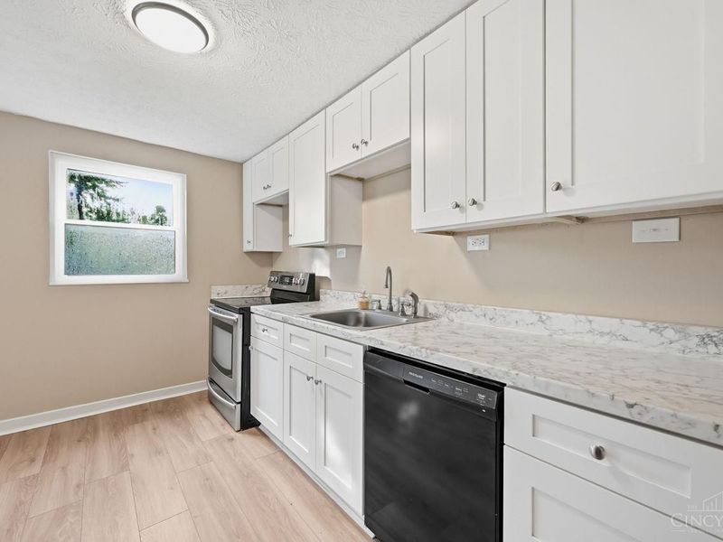 3419 Springdale Road, Colerain Township, OH 45251 Photo 9