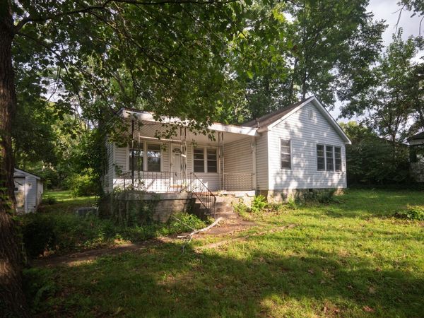 143 Hillcrest Dr , Madison, TN 37115