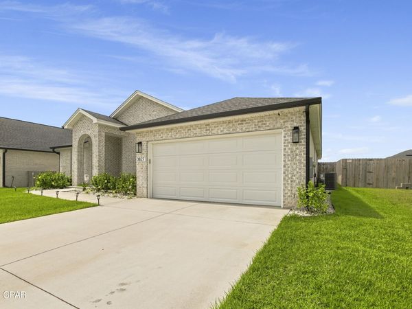 3827 Heartwood Street , Callaway, FL 32404