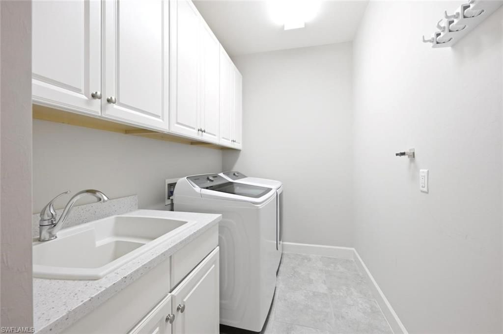 8261 Lucello Ter W, Naples, FL 34114 Photo