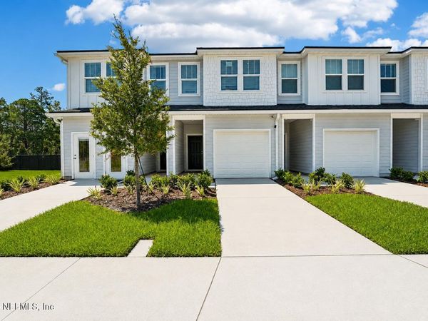 7636 COMMANDER Lane, Jacksonville, FL 32256