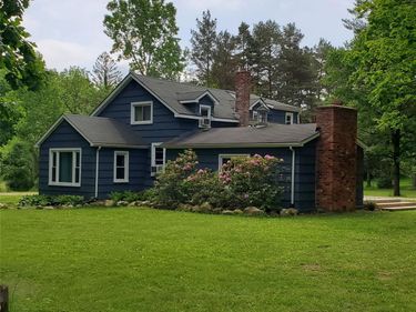 249 W Buell Road E, Oakland Township, Mi 48363