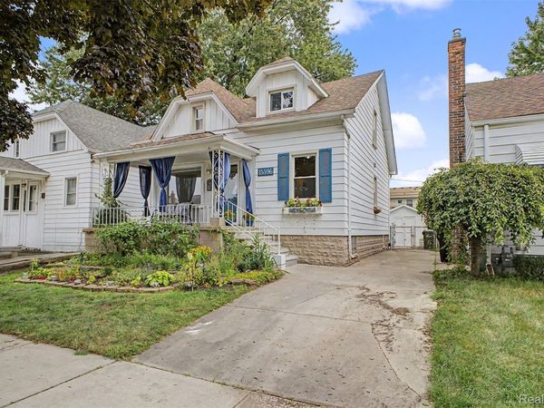 15596 Thomas Avenue , Allen Park, Mi 48101