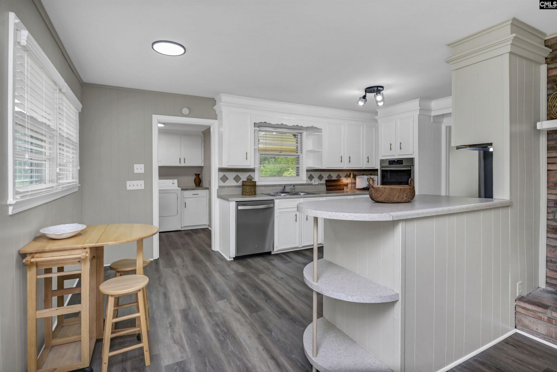 5463 Wheeland Road Photo 12