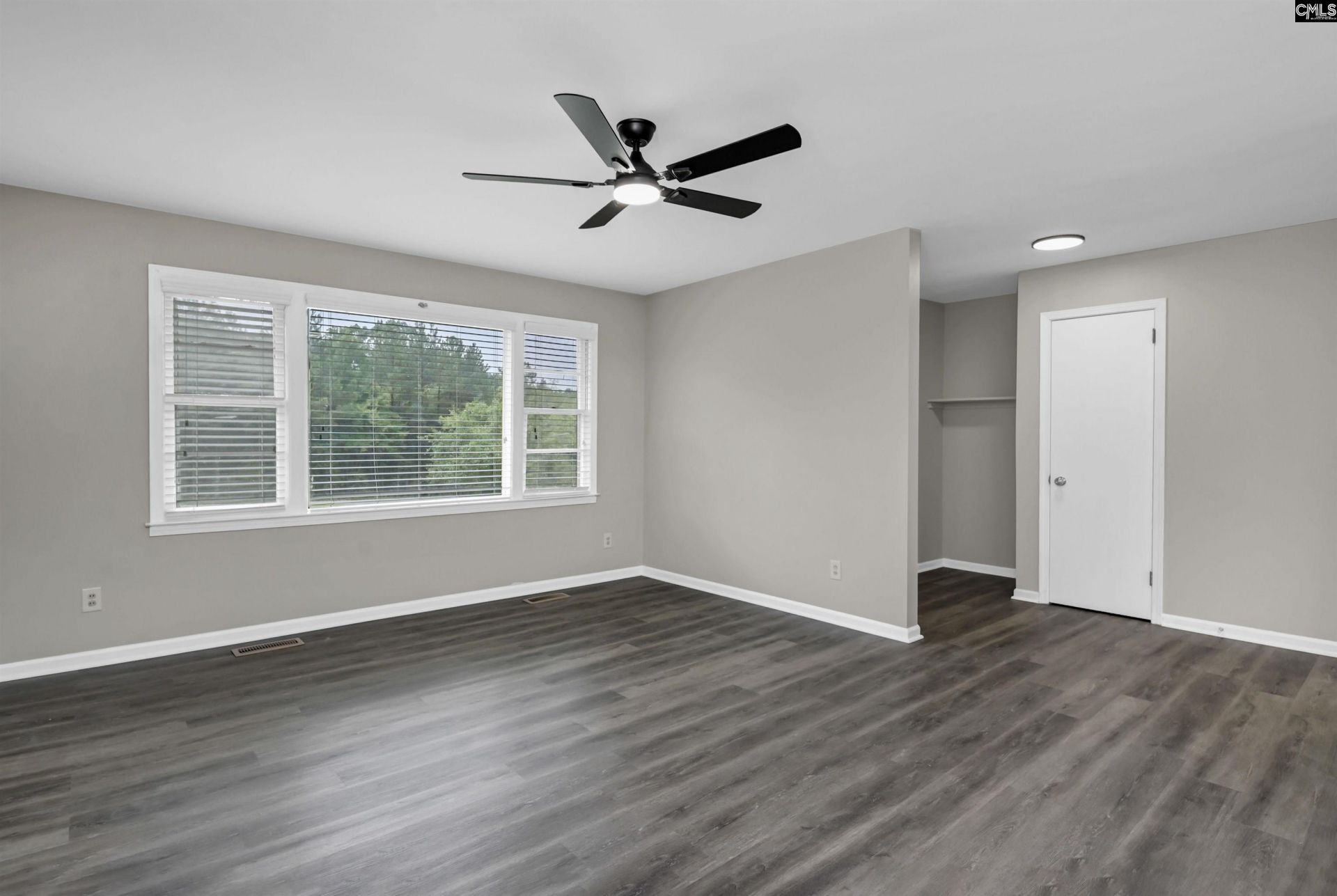 5463 Wheeland Road Photo 19