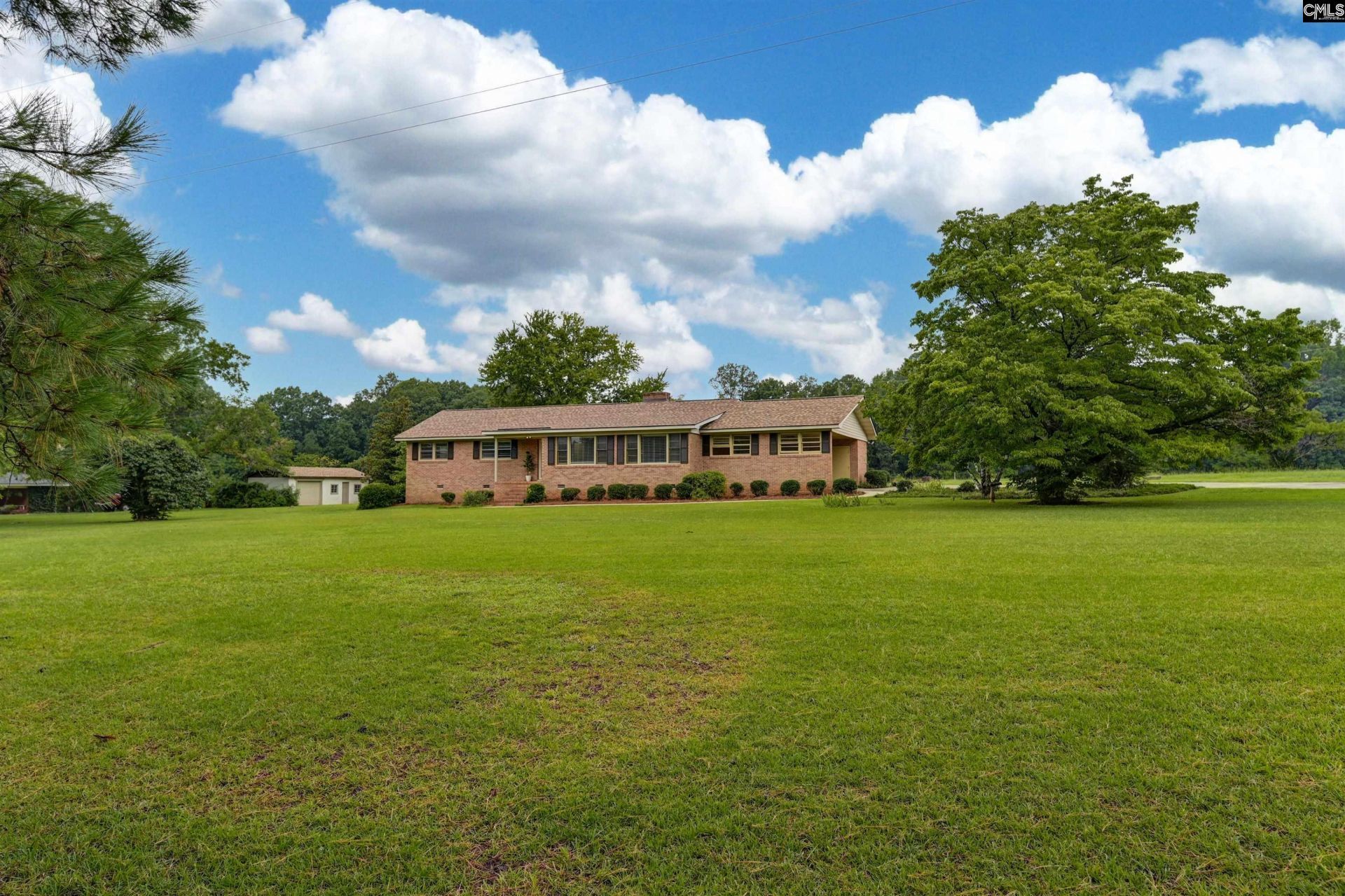 5463 Wheeland Road Photo 2