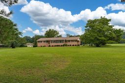 5463 Wheeland Road photo 4