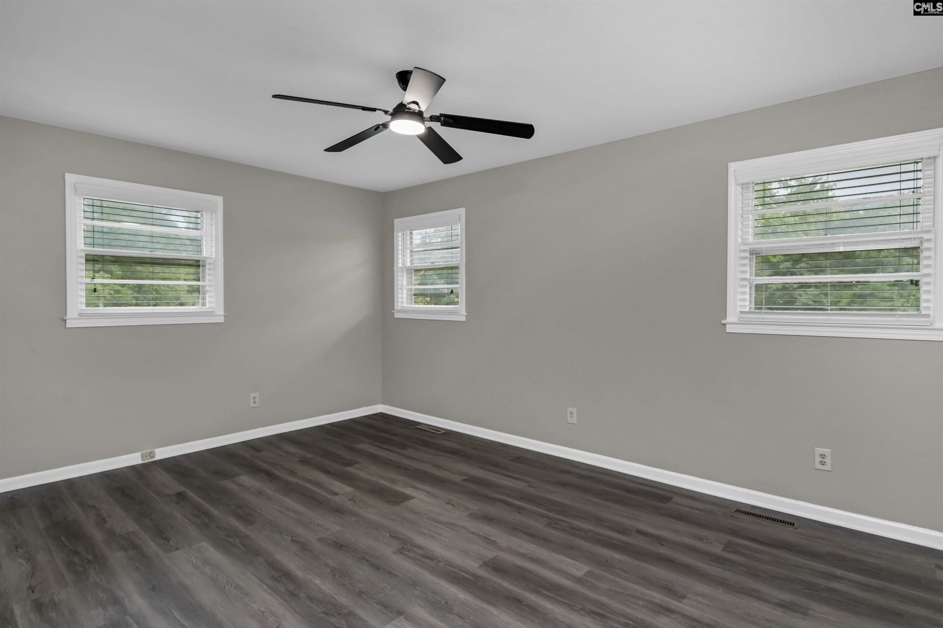 5463 Wheeland Road Photo 23