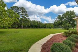 5463 Wheeland Road photo 4