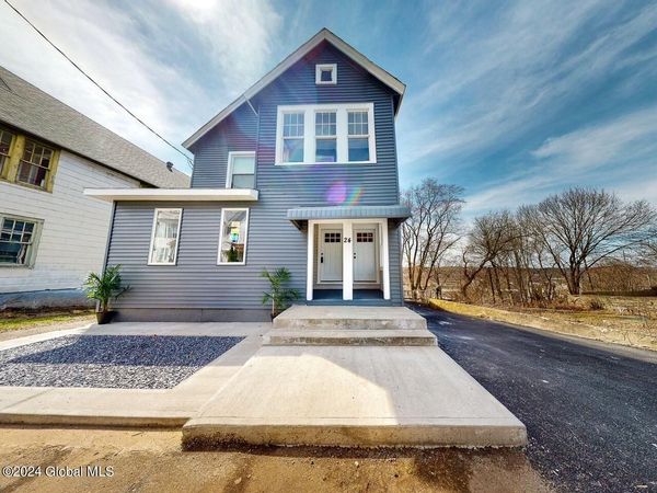 24 Academy Street, unit 1, Amsterdam, NY 12010