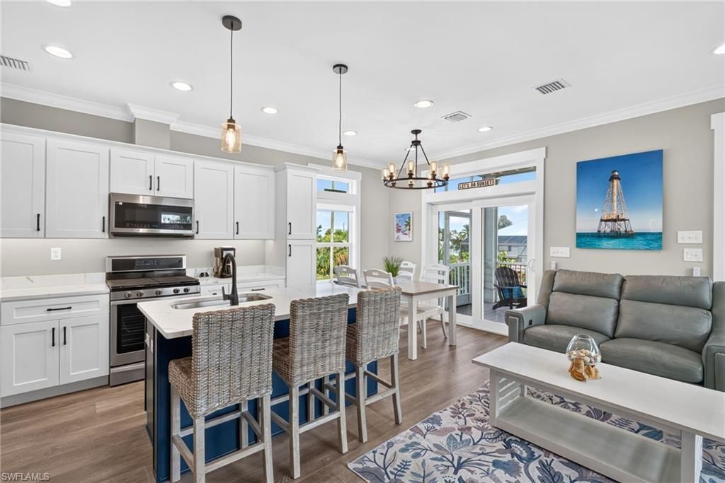 3597 Shell Mound Blvd, Fort Myers Beach, FL 33931 Photo