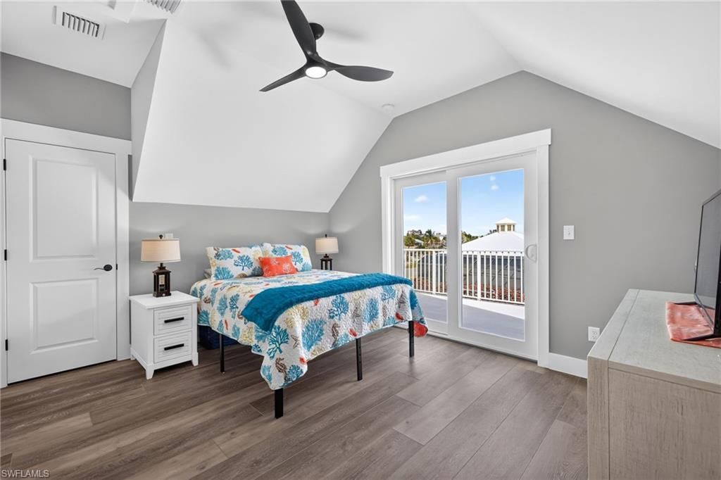3597 Shell Mound Blvd, Fort Myers Beach, FL 33931 Photo
