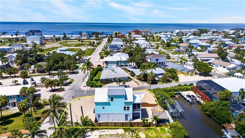 3597 Shell Mound Blvd, Fort Myers Beach, FL 33931 Photo