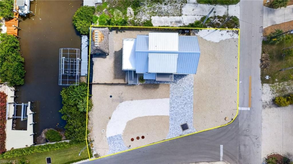 3597 Shell Mound Blvd, Fort Myers Beach, FL 33931 Photo