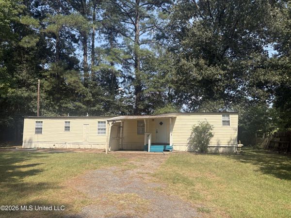 316 Lake Harbor Road, Brandon, MS 39047