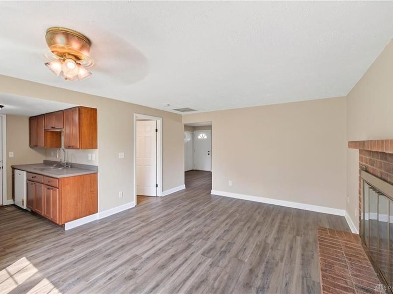 7920 Timber Hill Drive, Dayton, OH 45424 Photo 13