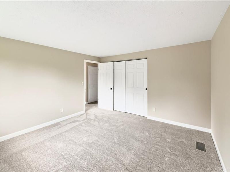 7920 Timber Hill Drive, Dayton, OH 45424 Photo 23