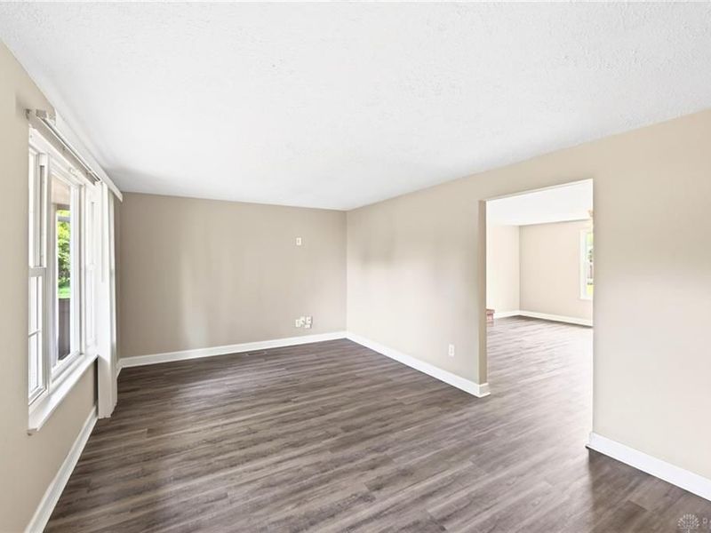 7920 Timber Hill Drive, Dayton, OH 45424 Photo 5