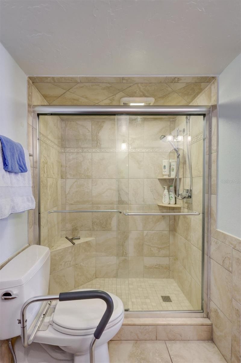 420 Beach Road, Unit 508, Sarasota, FL 34242 Photo