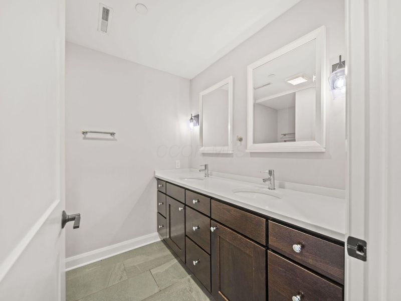 207 E 5th Avenue , Columbus, OH 43201 Photo 27