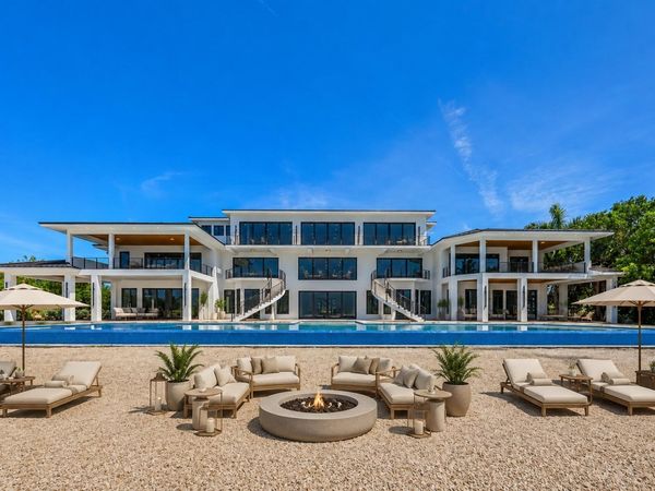 2405 Coco Plum Dr, Marathon, FL 33050