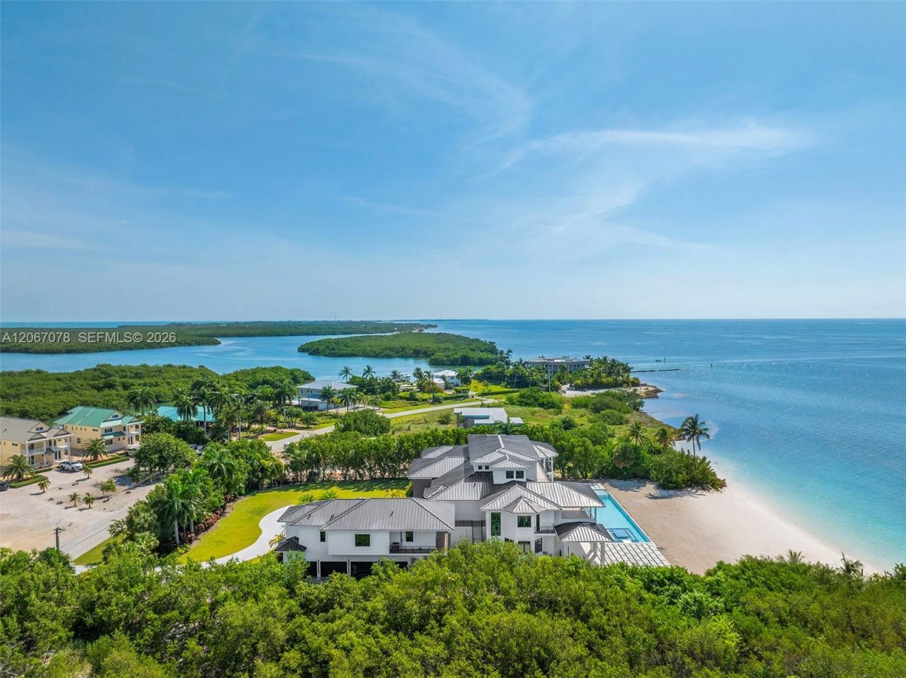 2405 Coco Plum Dr, Marathon, FL 33050 Photo