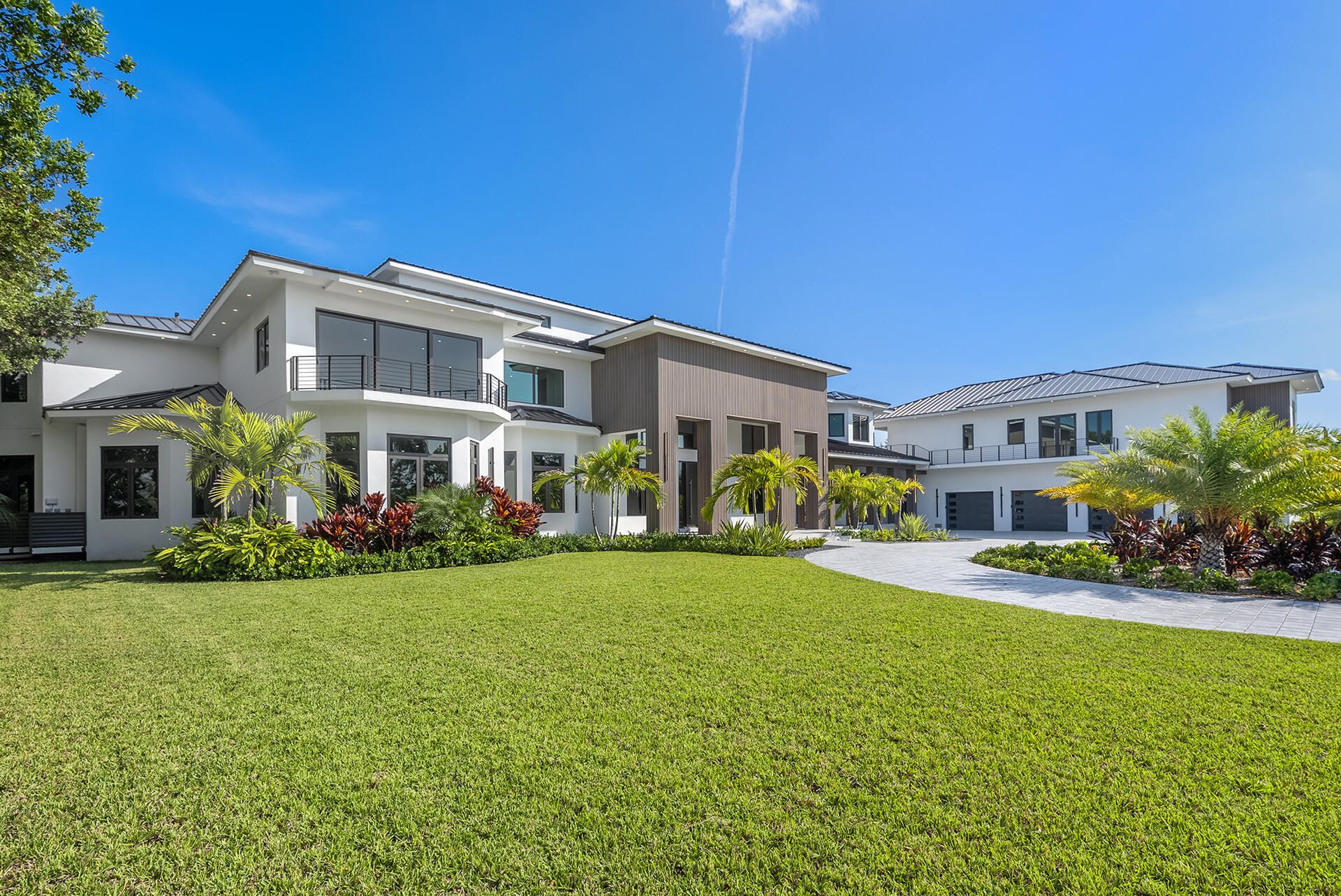 2405 Coco Plum Dr, Marathon, FL 33050 Photo