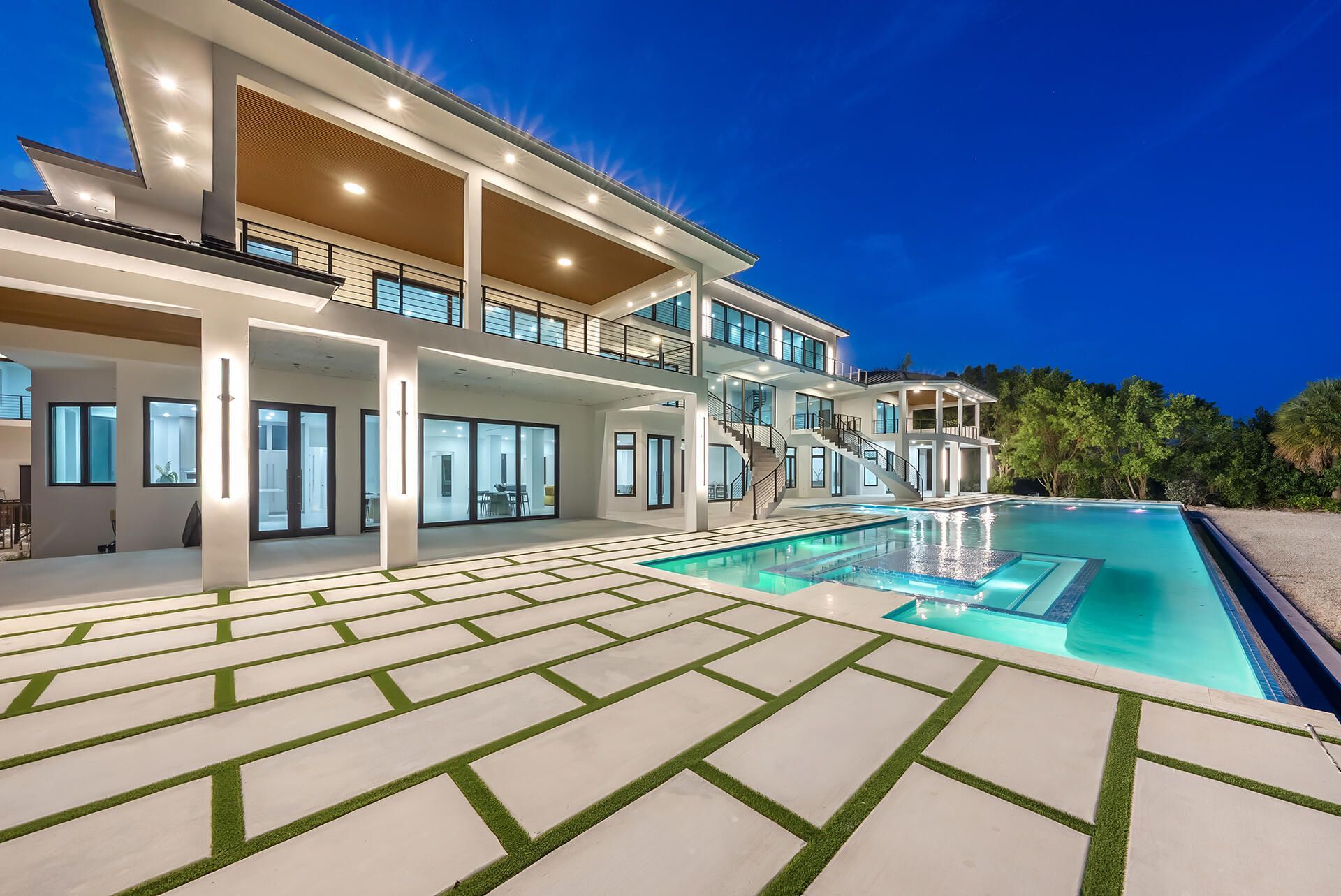 2405 Coco Plum Dr, Marathon, FL 33050 Photo